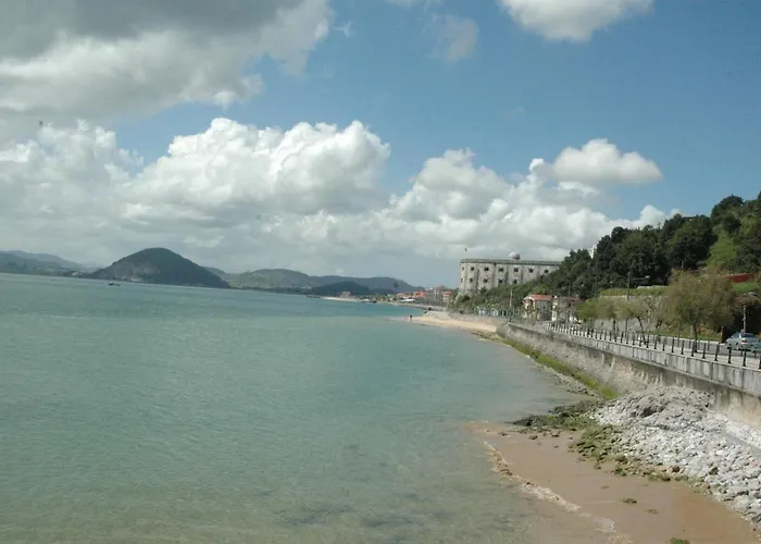 Abad Paterno - 3008 Santoña