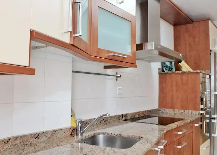 Abad Paterno - 3008 *