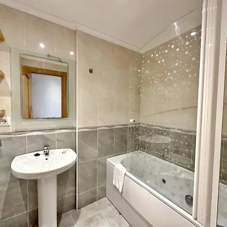 Abad Paterno - 3008 Santoña